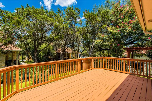 14524 American Kestrel DR, Austin, TX 78738
