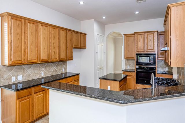 14524 American Kestrel DR, Austin, TX 78738