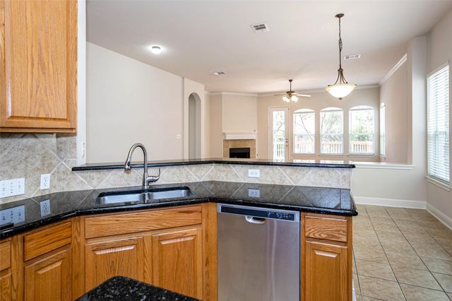 14524 American Kestrel DR, Austin, TX 78738
