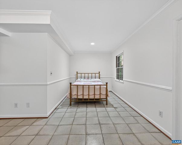 2200 ROCKY RUN, Charlottesville, VA 22901