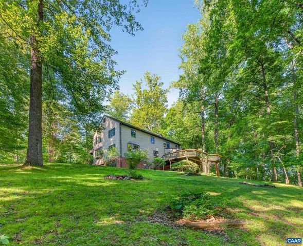 2200 ROCKY RUN, Charlottesville, VA 22901