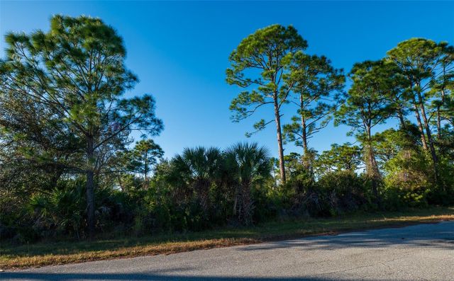 8281 DIMSTEAD ST., Port Charlotte, FL 33981