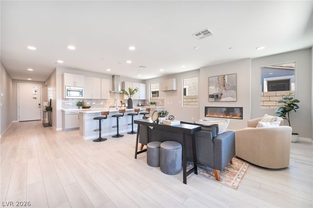 9229 Frazer Street, Las Vegas, NV 89166
