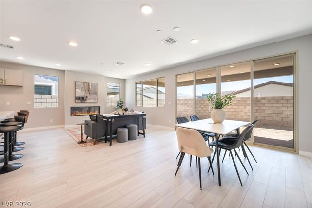 9229 Frazer Street, Las Vegas, NV 89166