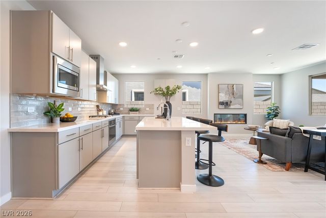 9229 Frazer Street, Las Vegas, NV 89166
