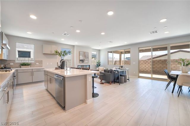 9229 Frazer Street, Las Vegas, NV 89166
