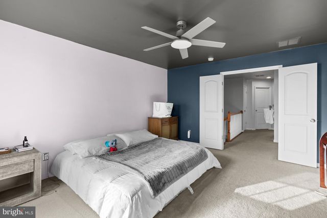 43985 EASTGATE VIEW DR, Chantilly, VA 20152