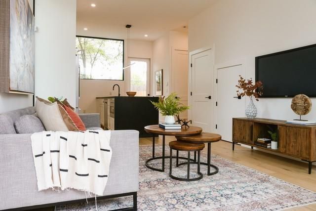 1604 Nash Ave B, Austin, TX 78704