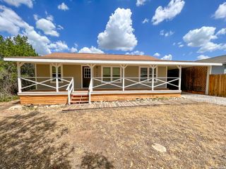 1440 LAURIE DR, Canyon Lake, TX 78133