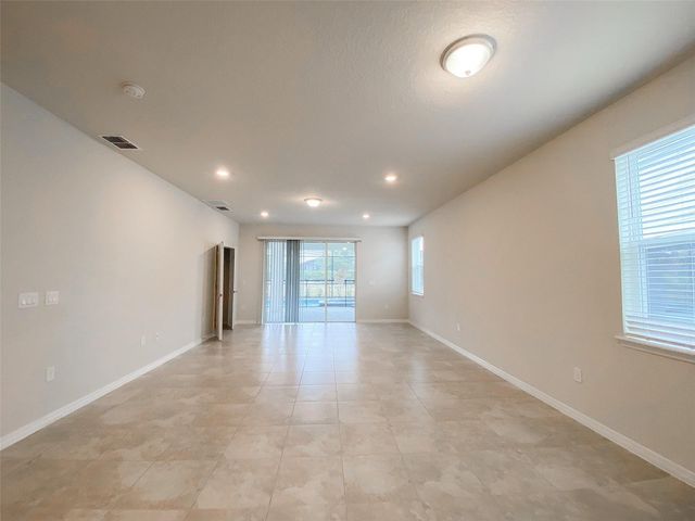 7208 OAKMOSS LOOP, Davenport, FL 33837