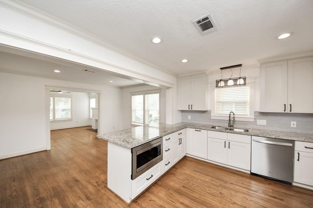 609 Reid Street, Houston, TX 77022