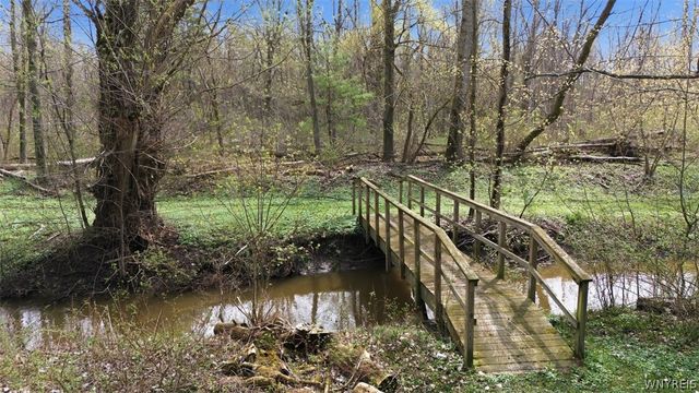 1845 Dodge Road, Amherst, NY 14051