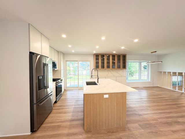 1918 Templar Drive, Naperville, IL 60565
