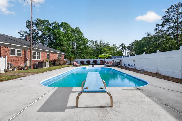 56 Woodlawn Terrace, Bamberg, SC 29003