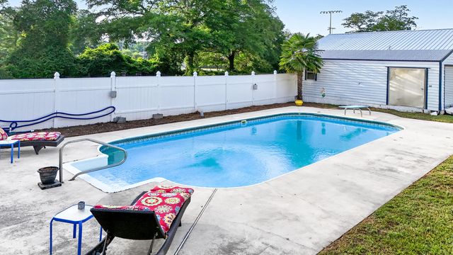 56 Woodlawn Terrace, Bamberg, SC 29003