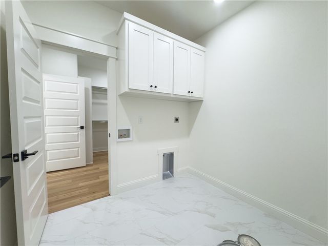 3 Chirnside Lane, Bella Vista, AR 72715