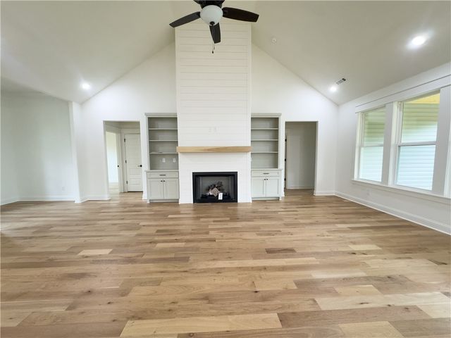 3 Chirnside Lane, Bella Vista, AR 72715