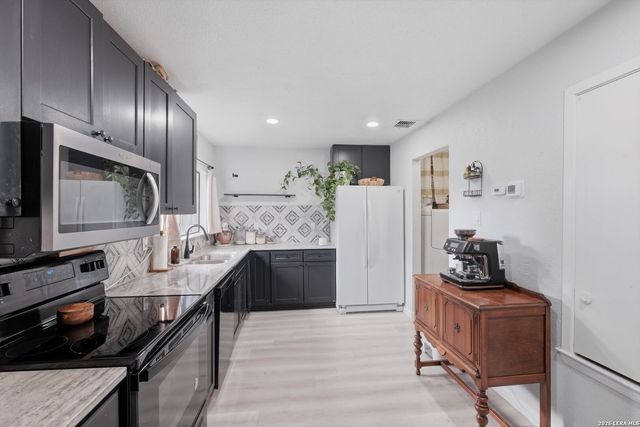 4013 Sun Harbour, San Antonio, TX 78244