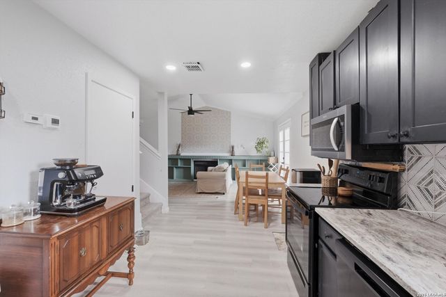 4013 Sun Harbour, San Antonio, TX 78244