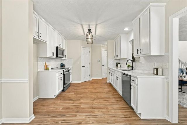 703 Country Grove Lane, Auburn, GA 30011