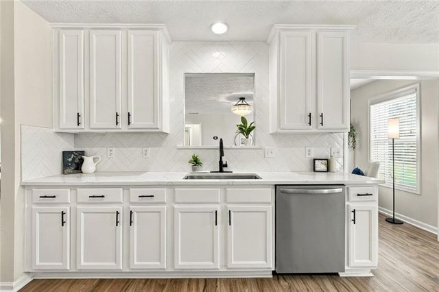 703 Country Grove Lane, Auburn, GA 30011