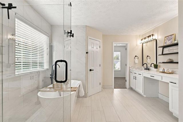 703 Country Grove Lane, Auburn, GA 30011