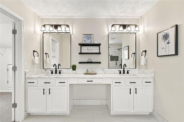 703 Country Grove Lane, Auburn, GA 30011