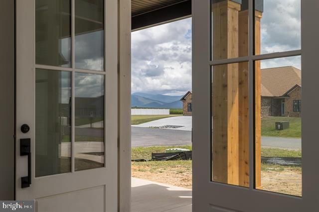 5125 RETRIEVER LN, Mcgaheysville, VA 22840