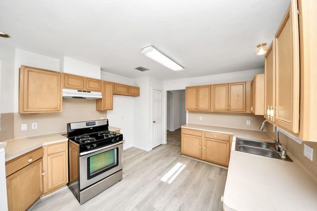 4014 Teal Vista Court, Fresno, TX 77545