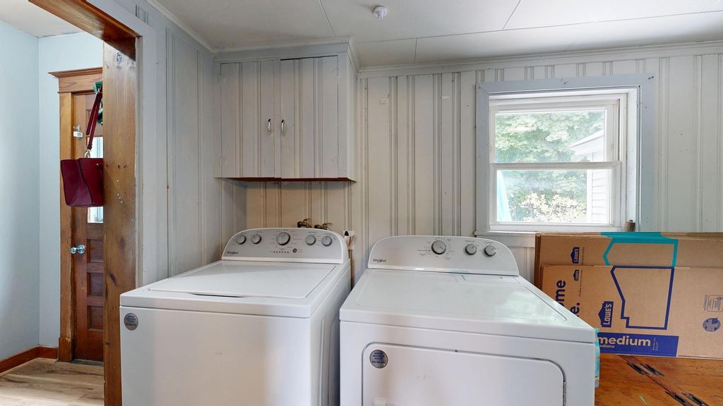 184 Whitney Street, Auburn, ME 04210 — photo 5
