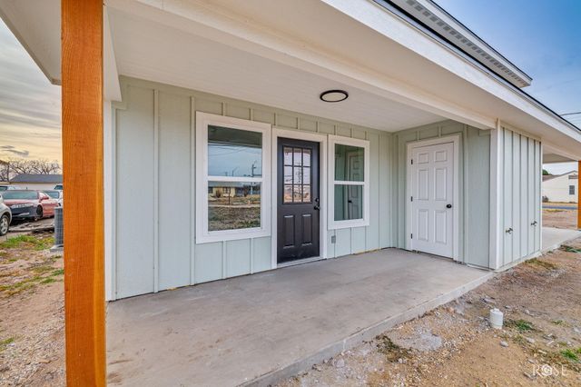 214 W 18th Street, San Angelo, TX 76903