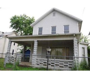 210 Buckingham Street, Newark, OH 43055