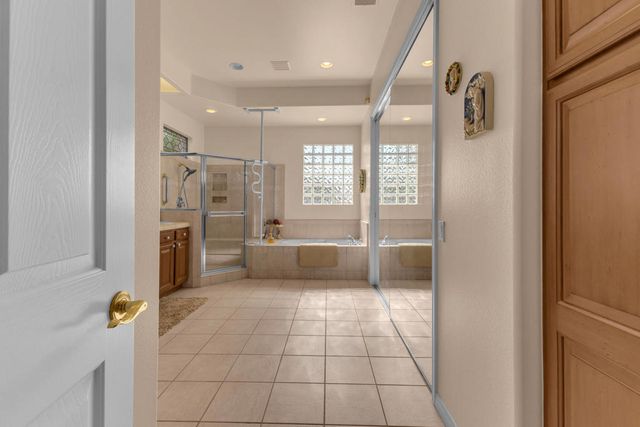 35719 Royal Sage Court, Palm Desert, CA 92211