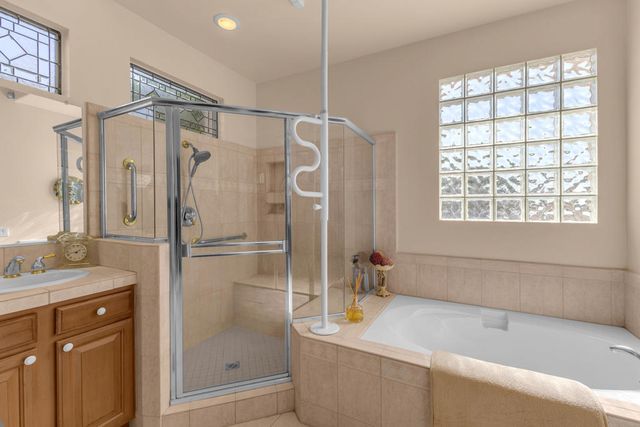 35719 Royal Sage Court, Palm Desert, CA 92211