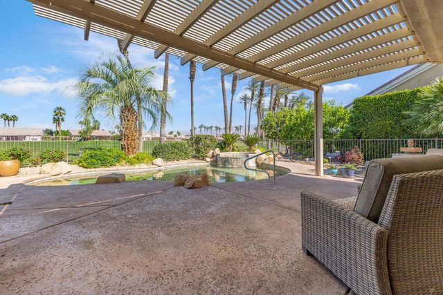 35719 Royal Sage Court, Palm Desert, CA 92211