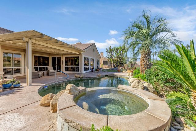 35719 Royal Sage Court, Palm Desert, CA 92211