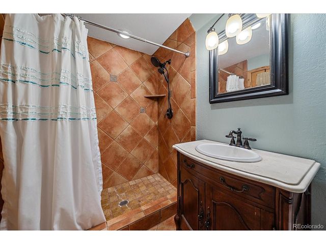 1013 Arrow Wood Dr, Golden, CO 80401