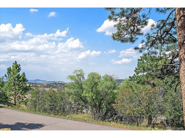 1013 Arrow Wood Dr, Golden, CO 80401