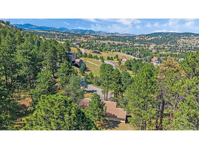1013 Arrow Wood Dr, Golden, CO 80401