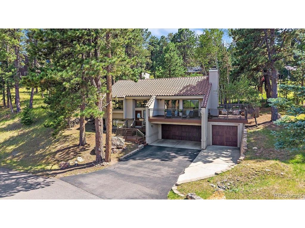 1013 Arrow Wood Dr, Golden, CO 80401