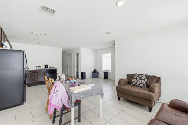 8612 Cottage Creek Drive 13, Fort Worth, TX 76123