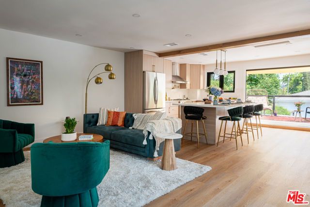 1506 N Benton Way, Los Angeles, CA 90026