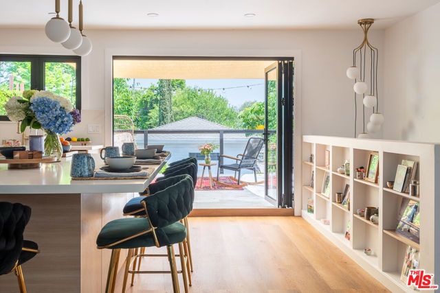 1506 N Benton Way, Los Angeles, CA 90026