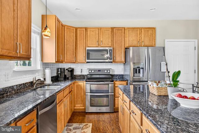 1234 CADENCE WAY, Midland, VA 22728