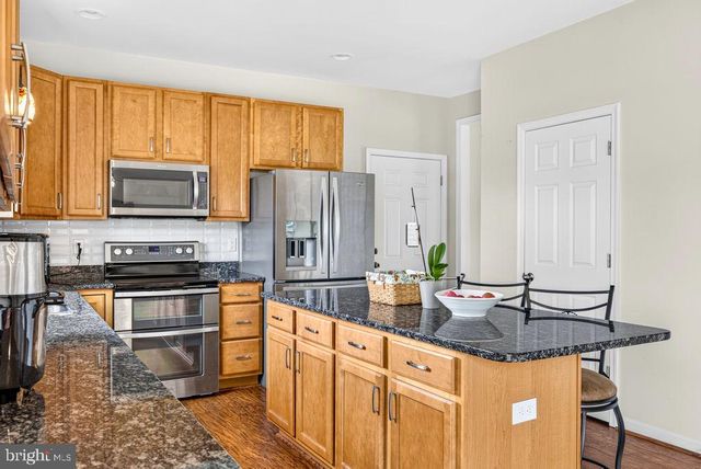 1234 CADENCE WAY, Midland, VA 22728