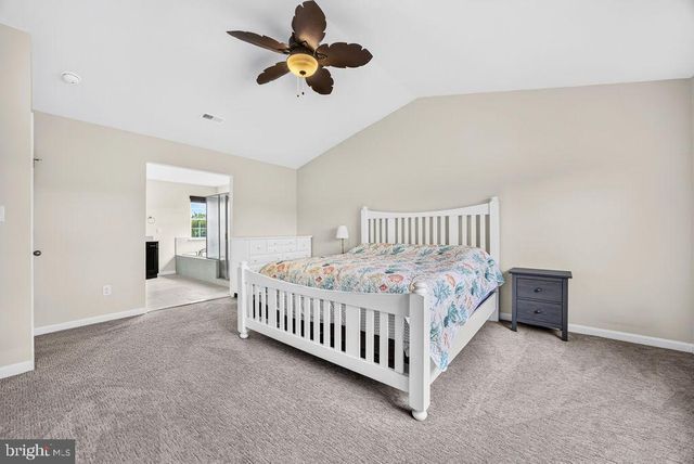 1234 CADENCE WAY, Midland, VA 22728