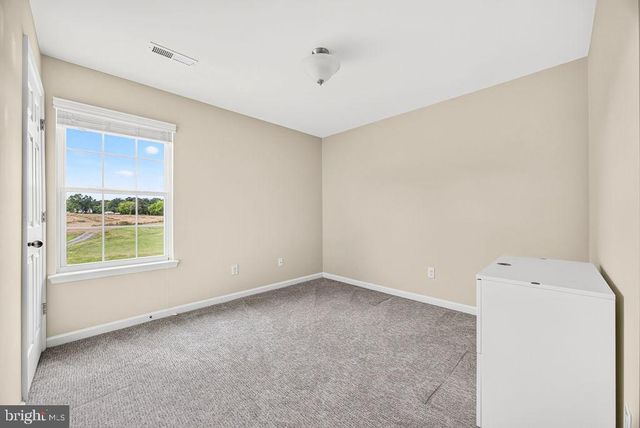 1234 CADENCE WAY, Midland, VA 22728