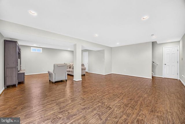 1234 CADENCE WAY, Midland, VA 22728