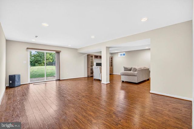1234 CADENCE WAY, Midland, VA 22728