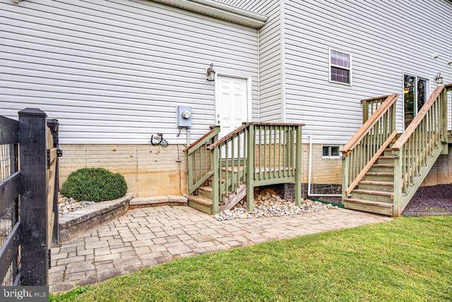 1234 CADENCE WAY, Midland, VA 22728